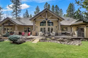 61727 Tam McArthur Loop, Bend, OR 97702 - Photo 2
