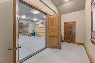 61727 Tam McArthur Loop, Bend, OR 97702 - Photo 68