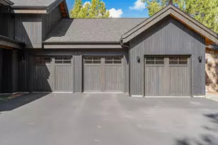 56670 Sunstone Loop, Bend, OR 97707 - Photo 16