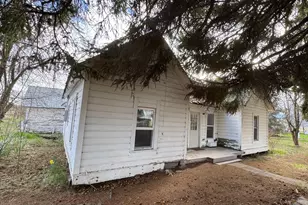 52312 5th St, Fort Klamath, OR 97626 - Photo 2