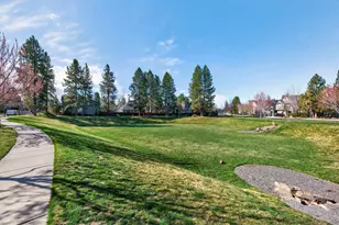 19811 Kenzie Ave, Bend, OR 97702 - Photo 52