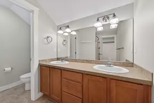 19811 Kenzie Ave, Bend, OR 97702 - Photo 32