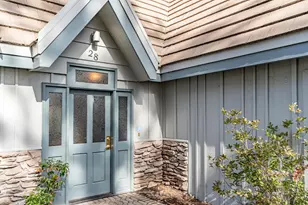 57054 Peppermill Cir, Sunriver, OR 97707 - Photo 2