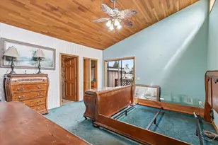 500 Mary Ann Dr, Jacksonville, OR 97530 - Photo 16