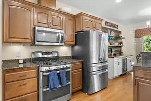3773 Creek View Dr, Medford, OR 97504 - Photo 28