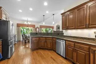 3773 Creek View Dr, Medford, OR 97504 - Photo 26