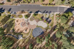 2531 NW Locke Ct, Bend, OR 97703 - Photo 46