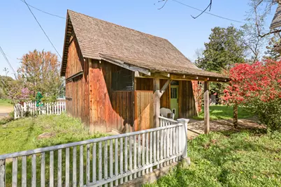 220 8th Street, Jacksonville, OR 97530 - Photo 32