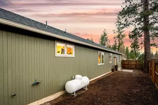 1680 W McKinney Butte Rd, Sisters, OR 97759 - Photo 20