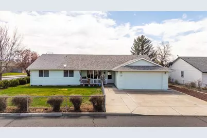 1122 NE Manzanita Street, Prineville, OR 97754 - Photo 1
