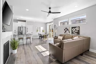 3722 NE Petrosa Ave, Bend, OR 97701 - Photo 6