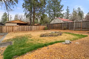 1334 NE 8th St, Bend, OR 97701 - Photo 34