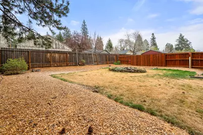 1334 NE 8th Street, Bend, OR 97701 - Photo 28