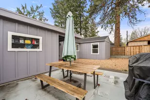 1334 NE 8th St, Bend, OR 97701 - Photo 36