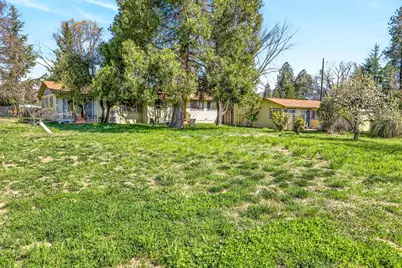 1971 Pioneer Road, Talent, OR 97540 - Photo 2