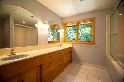 2440 Hugo Road, Merlin, OR 97532 - Photo 18