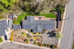 620 NW Morgan Ln, Grants Pass, OR 97526 - Photo 38