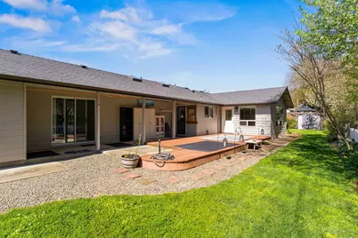 620 NW Morgan Lane, Grants Pass, OR 97526 - Photo 36