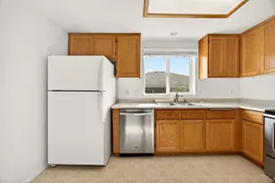 460 Montclair Way, Eagle Point, OR 97524 - Photo 10