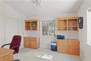 260 Highwood Ln, Grants Pass, OR 97527 - Photo 16