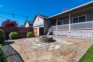 584 Barton Rd, Eagle Point, OR 97524 - Photo 26