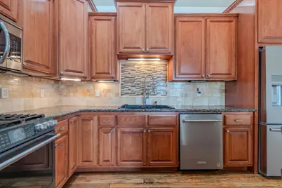 584 Barton Road, Eagle Point, OR 97524 - Photo 12