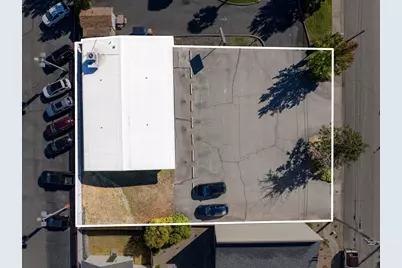 126 NE Steiger Street, Grants Pass, OR 97526 - Photo 2