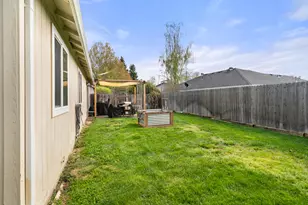 74 Eagle View Dr, Eagle Point, OR 97524 - Photo 24