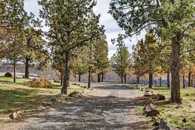 18070 Mountain View Road, Sisters, OR 97759 - Photo 14