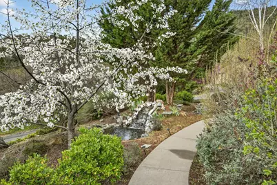 240 Mina Lane, Grants Pass, OR 97526 - Photo 4