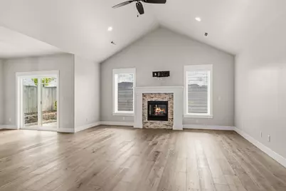 3844 Arena Drive, Medford, OR 97504 - Photo 12
