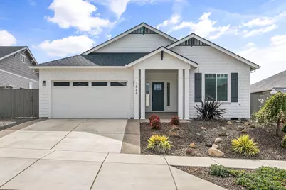 3844 Arena Drive, Medford, OR 97504 - Photo 1
