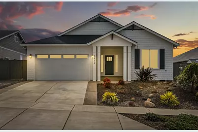 3844 Arena Drive, Medford, OR 97504 - Photo 2