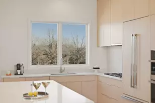 207 SW Log Ct, Bend, OR 97702 - Photo 16