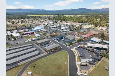 221 E Sun Ranch Drive, Sisters, OR 97759 - Photo 12