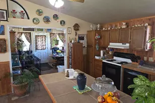 14204 Ravenwood Dr, Klamath Falls, OR 97601 - Photo 8