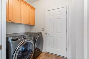 1065 Victoria Falls Dr, Redmond, OR 97756 - Photo 24