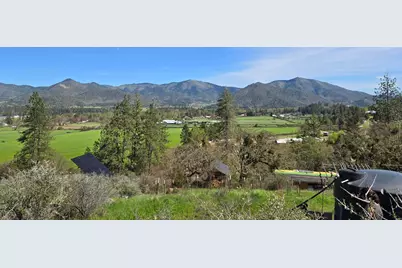 12726 Water Gap Road, Williams, OR 97544 - Photo 2