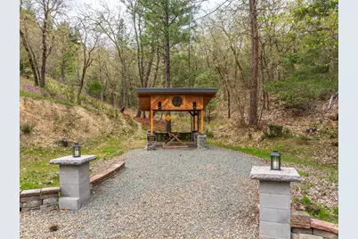 1360 Jaynes Drive, Grants Pass, OR 97527 - Photo 54