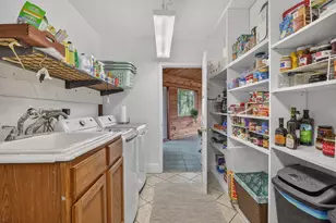 1360 Jaynes Dr, Grants Pass, OR 97527 - Photo 34