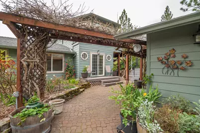 1360 Jaynes Drive, Grants Pass, OR 97527 - Photo 46