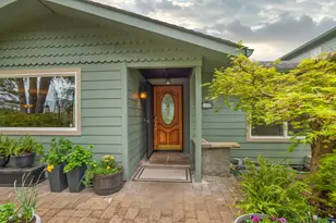 1360 Jaynes Dr, Grants Pass, OR 97527 - Photo 2