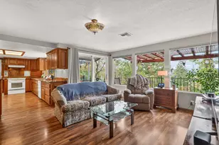 1360 Jaynes Dr, Grants Pass, OR 97527 - Photo 10