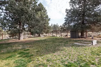 6446 NW Lynch Lane, Redmond, OR 97756 - Photo 22