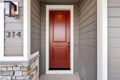 1129 Pumpkin Ridge Drive #319, Eagle Point, OR 97524 - Photo 4