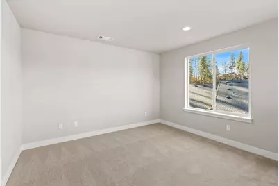 1135 Pumpkin Ridge Drive #319, Eagle Point, OR 97524 - Photo 28
