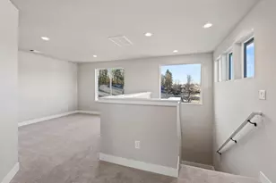 1135 Pumpkin Ridge Dr, Eagle Point, OR 97524 - Photo 24