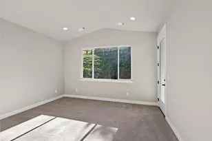 1135 Pumpkin Ridge Dr, Eagle Point, OR 97524 - Photo 16