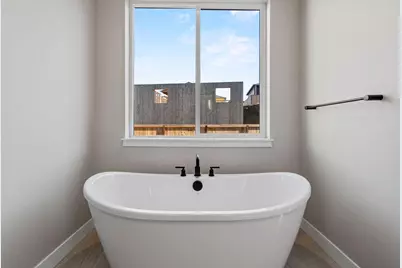 1129 Pumpkin Ridge Drive #319, Eagle Point, OR 97524 - Photo 16