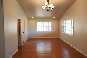 1360 W Linn Rd, Eagle Point, OR 97524 - Photo 18